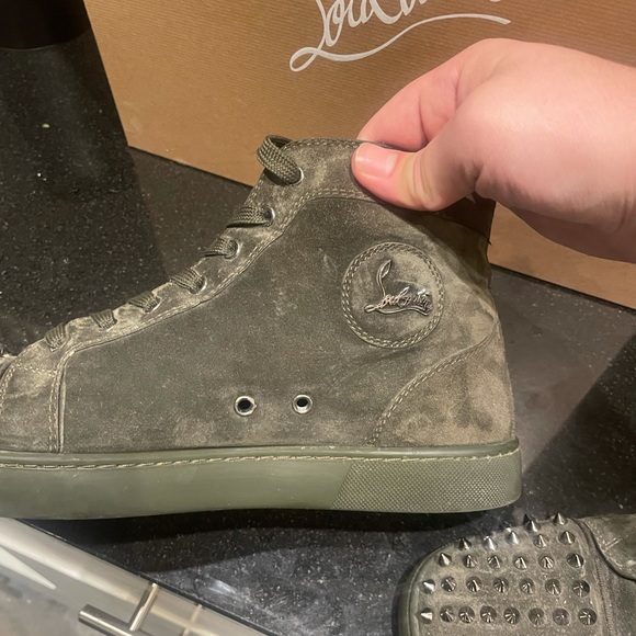 Men’s green suede high top louboutin sneakers - Picture 4 of 5